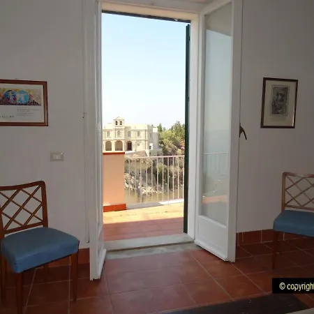 Apartment - Exclusive In The Old Town Sea View *