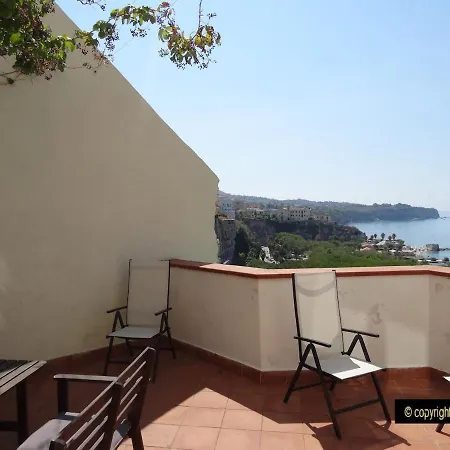 - Exclusive In The Old Town Sea View Apartment