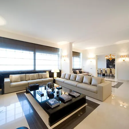 - Exclusive In The Old Town Sea View Appartement